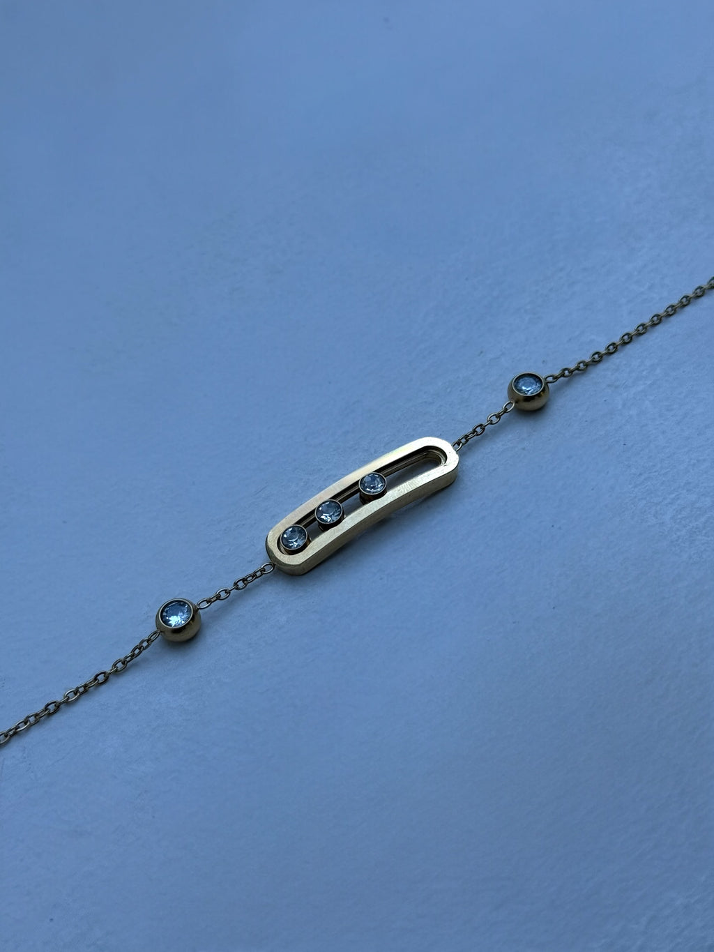 Gold Moving Stone Bracelet